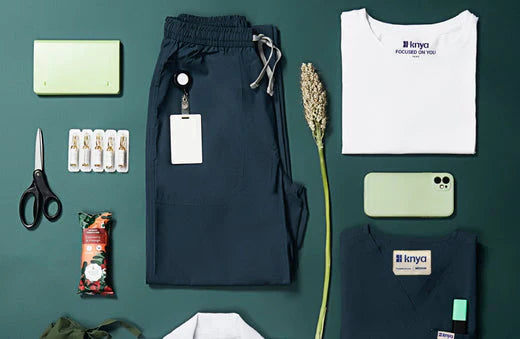 How to Choose the Perfect Scrub Sets for Long Hospital Shifts