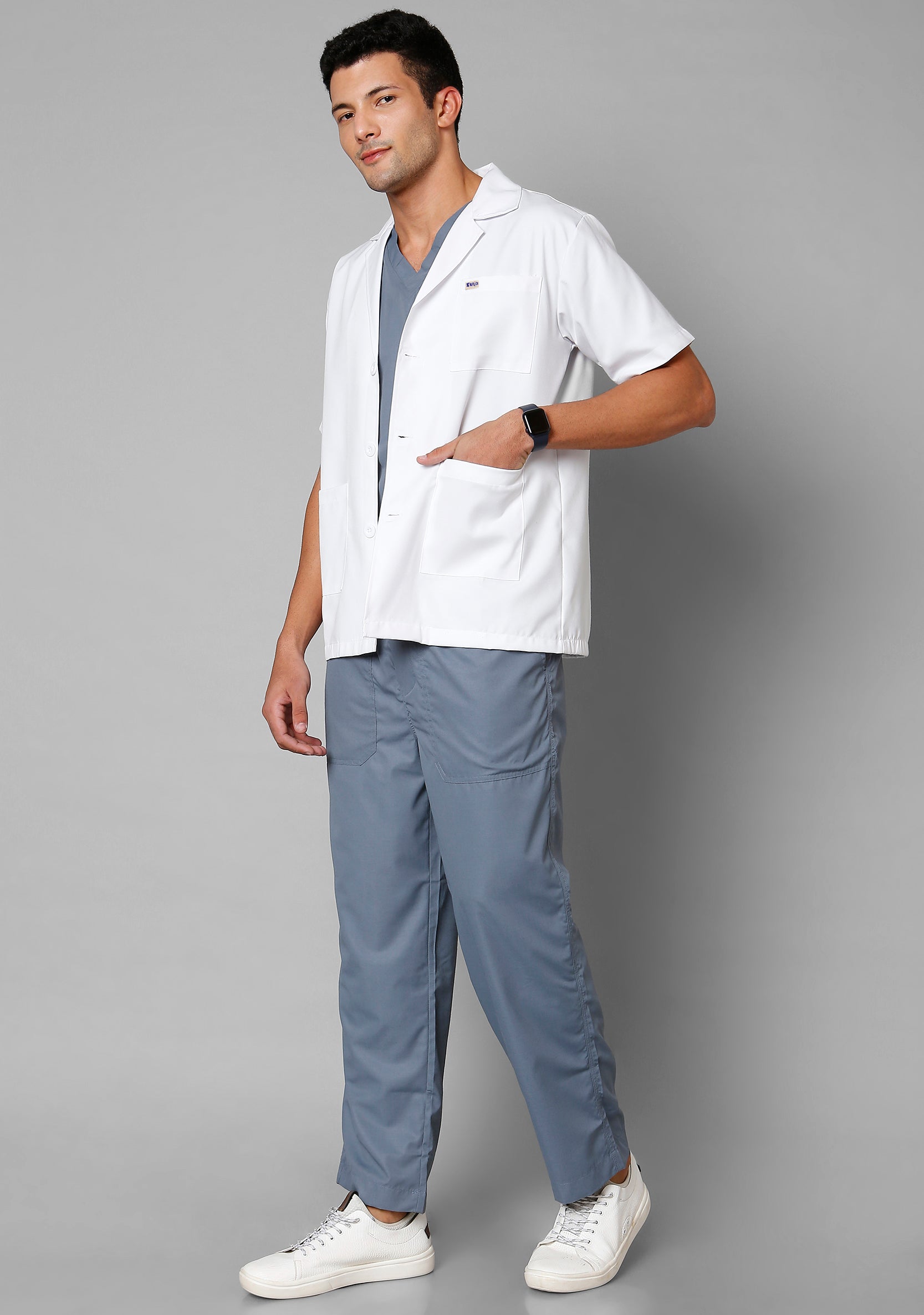 Sashafé: Redefining Medical Attire - A Dive into Doctor's Aprons and Their  Diverse Roles - Sashafe