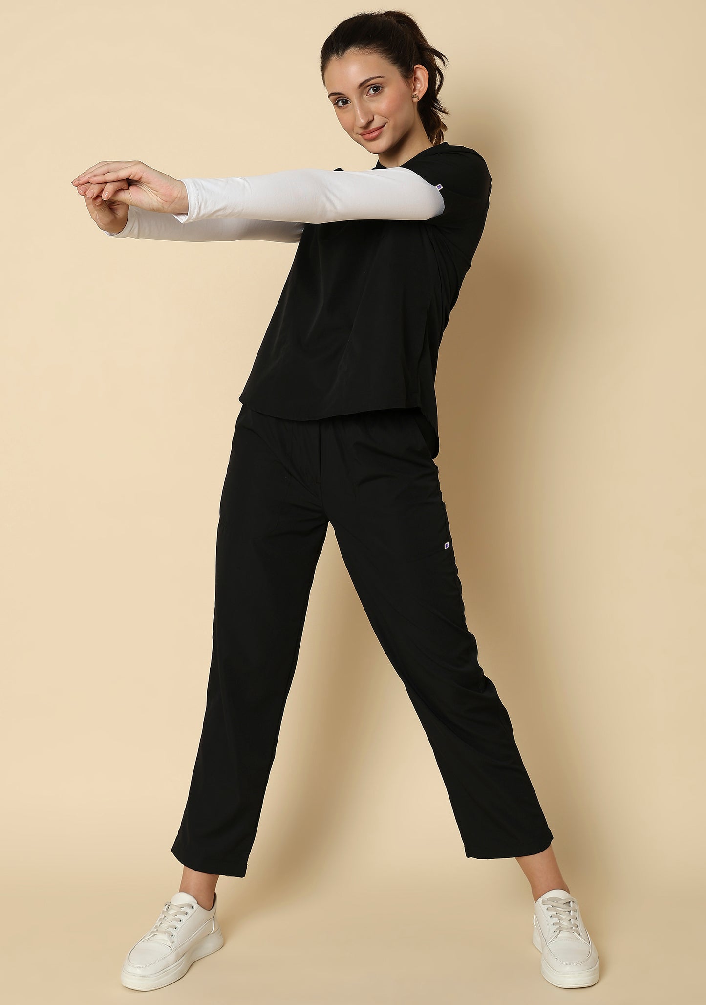 Classic Women's 5-Pocket Mandarin Collar (Black) Scrub
